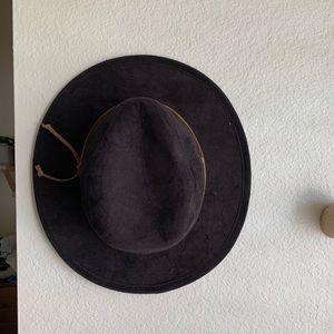Gigi Pip Claire Black -